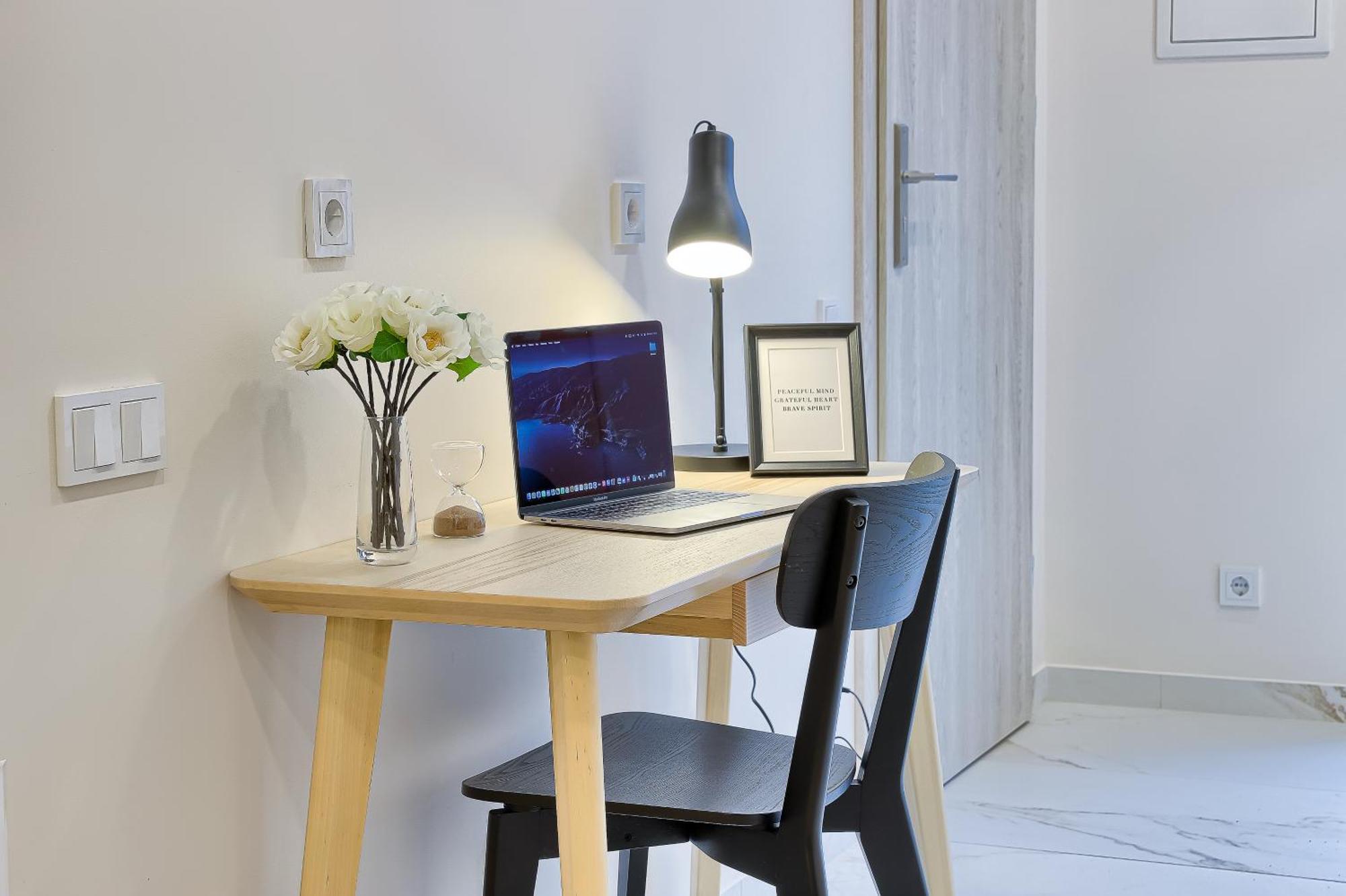 Business-Class Apartments 1 X Free Parking X Self Check In 24X7 Vilnius Exterior foto